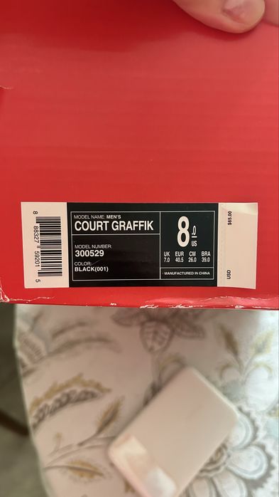 Продам кроссовки DCSHOEUSA