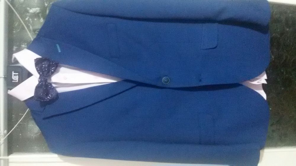 Costum barbatesc