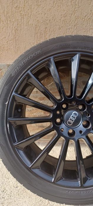 Jante + Cauciucuri/Set 4 jante Audi originale R18+ anvelope 245/40 R18