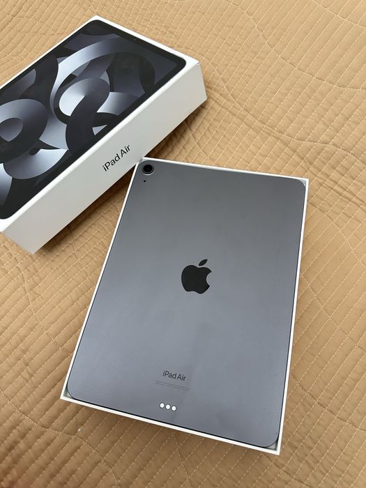 IPad Air 64 GB цвет: графит