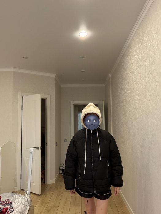 Продам куртки зимние, теплые.