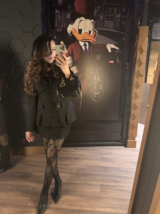 Продам костюм с юбкой