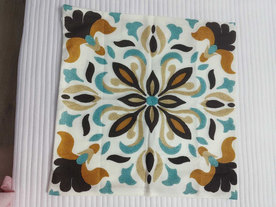 Продам новые декоративные наволочки