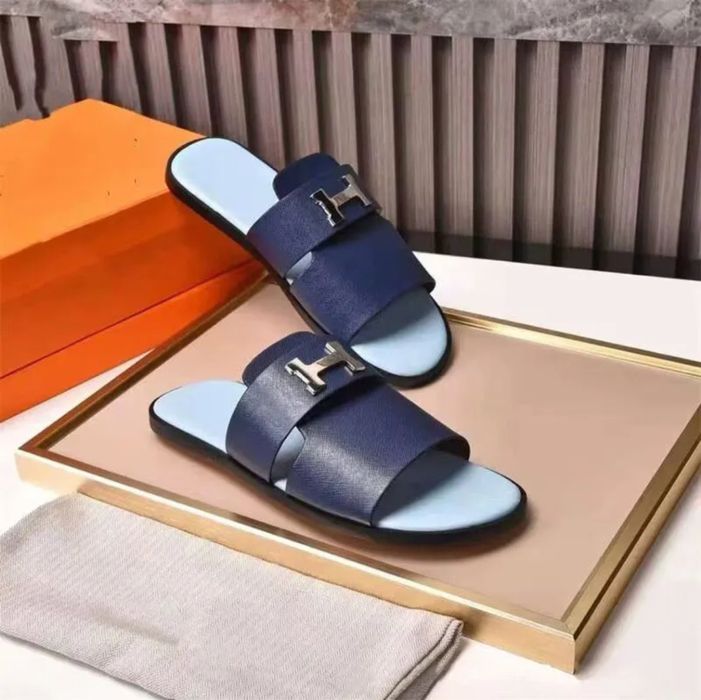 Hermes тапочки.