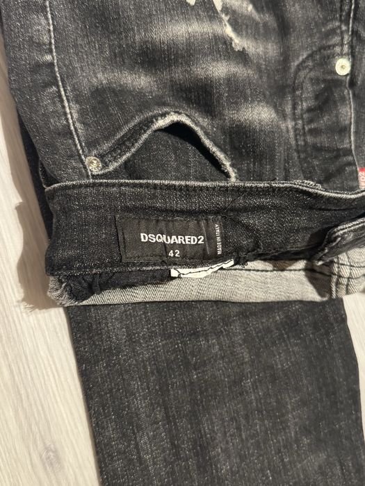 Blugi DSQUARED2 negri, 42
