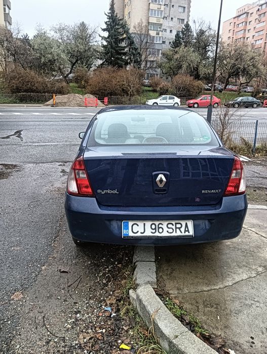 Vând Renault simbol an 2008 benzina și gas