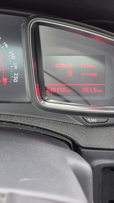 Vând DS 5 2.0 din 2013