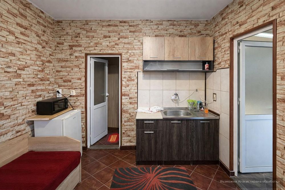 Дава се под наем Едностаен апартамент в Варна, Център - 32 кв.м за 320 € - Снимка #2
