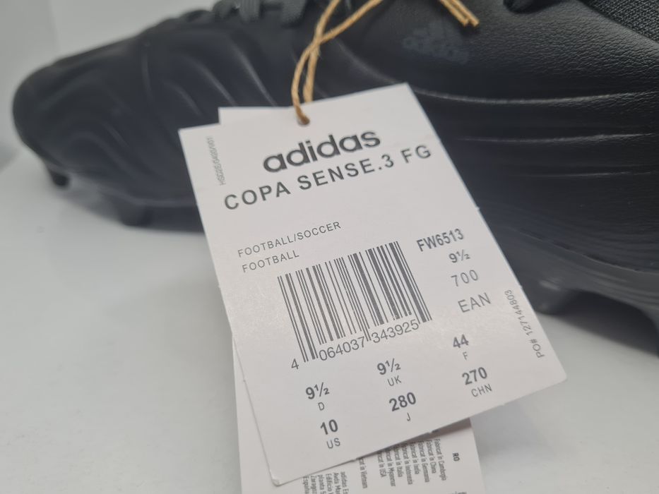 Бутонки Adidas Copa 

Чисто нови с кутия.

Размер 44 стелка 28 см.

Це