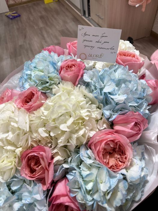 Продам свежие,красивые цветы