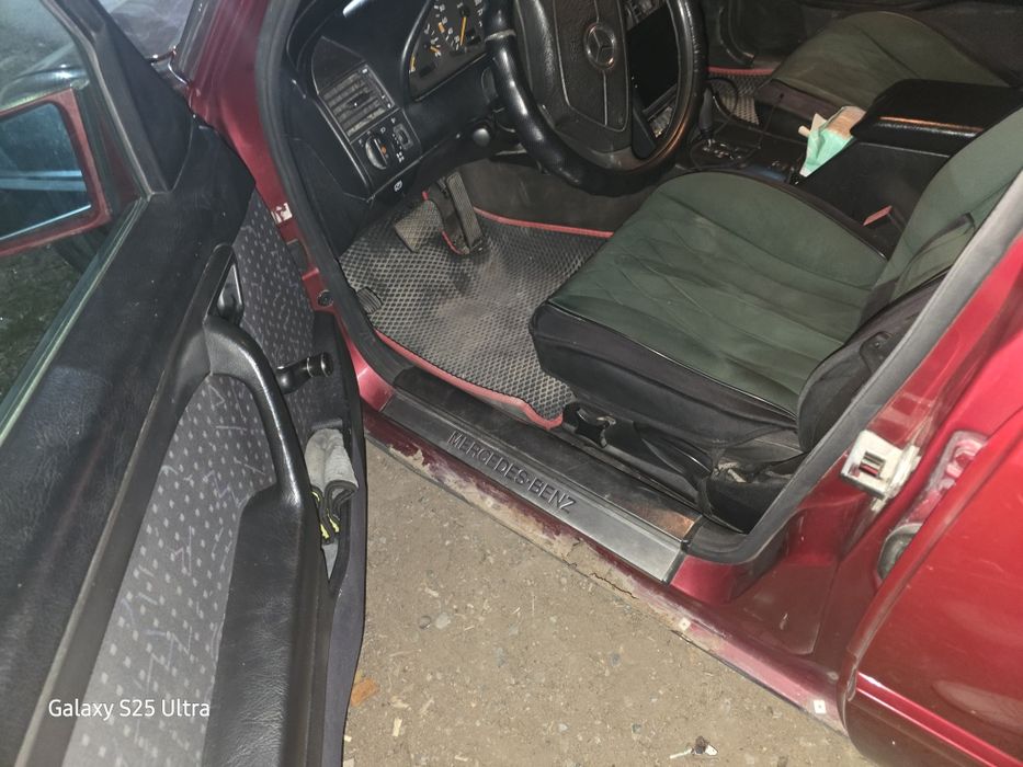 Мерседес с220 2.2 куб