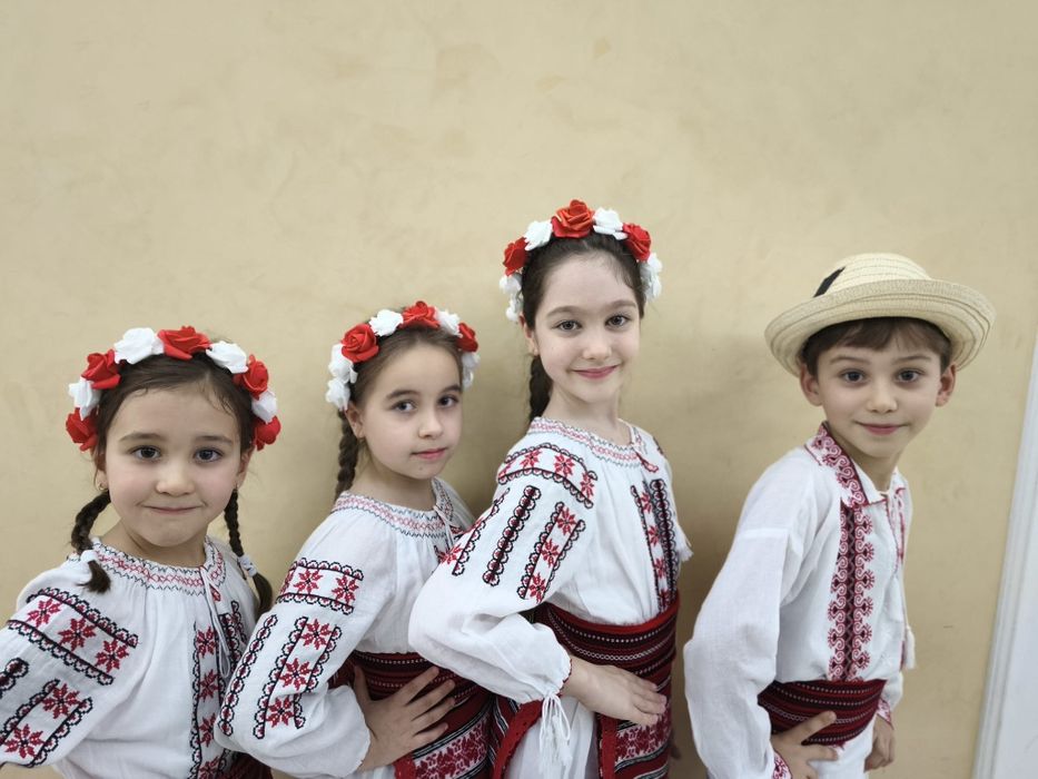 Dansuri populare pentru copii bucuresti sector