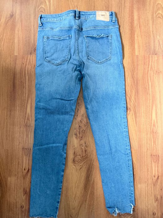 Дънки ZARA нови 40 номер