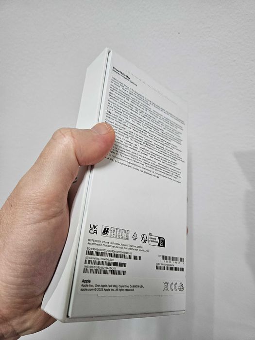 iPhone 15 Pro Max, 256gb, neverlock, 88% bateria, cutie.
