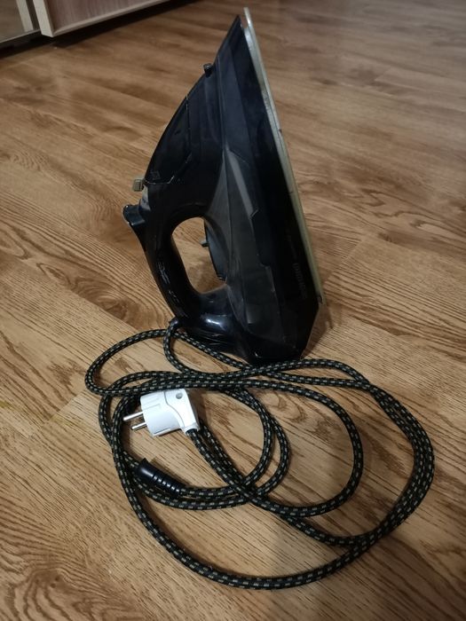 Советский  утюг.