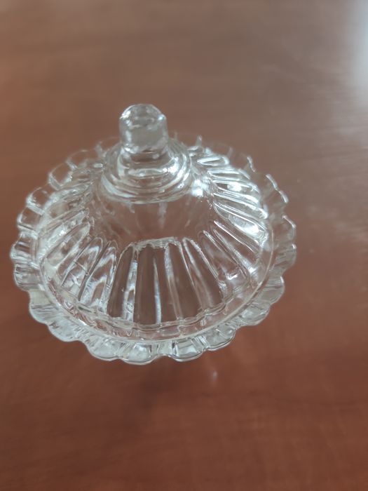 Сахарница стекло