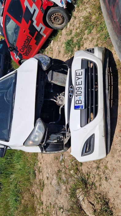 Hyundai i20 2013 bara capota faruri far usa portbagaj usi aripa stop stopuri hayon roti punte caseta toba oglinda Scaune bord volan airbag punte pompa