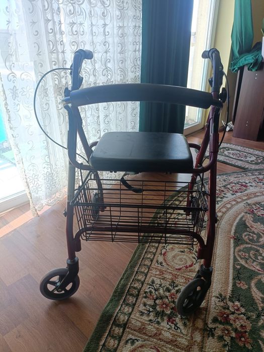 Cadru ajutator pentru mers