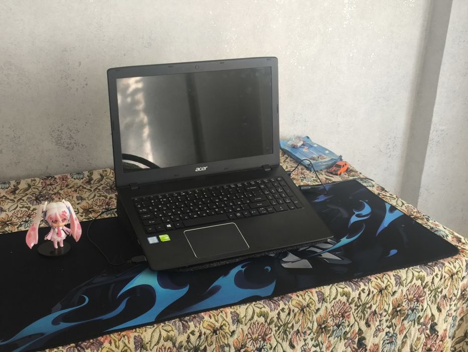 Ноутбук Acer  aspire ES- E5 576