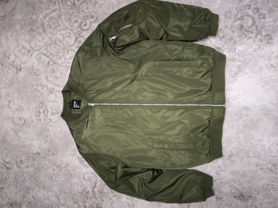 Куртка - бомбер мужская, новая.