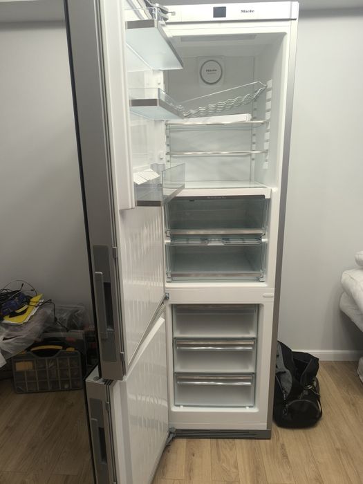 Холодильник МiЕLi