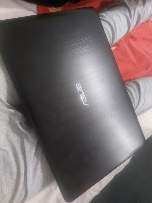 Продам ноутбук Asus