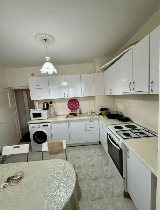 Тристаен Апартамент Напълно Обзаведен, гр. Търговище кв. Боровец