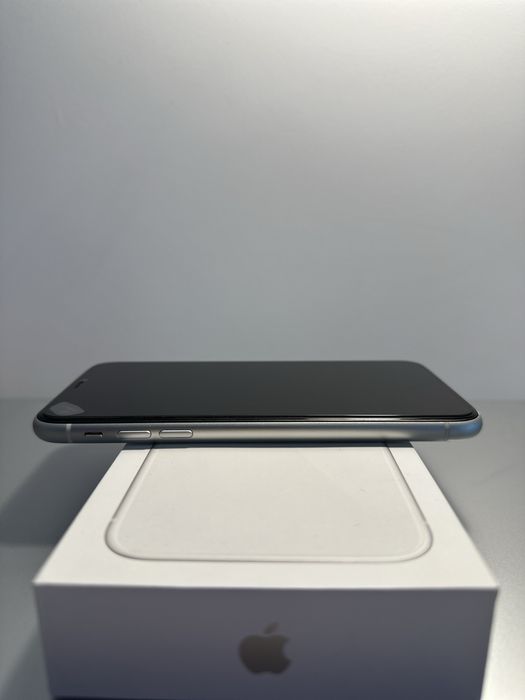 iPhone 11 64GB FullBox