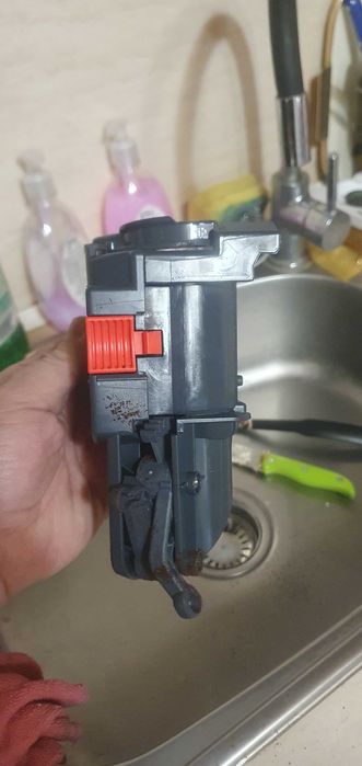 Кафеавтомат DELONGHI ECAM22.115.B