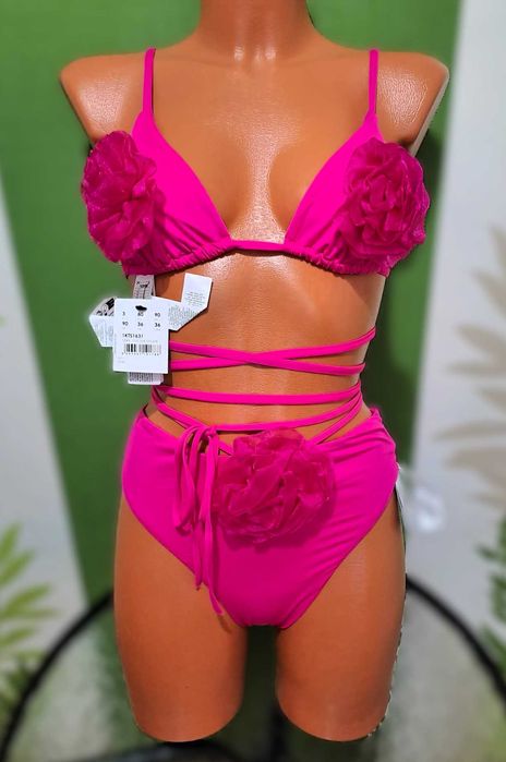 Costum de baie 2 piese Tezenis-Roz fucsia mărimea L chilot 80 sutien