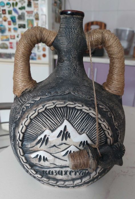 Керамическая бутылка Казахстан. Керамика