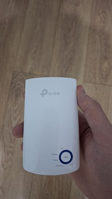 Усилитель интернет-сигнала TP-LINK TL-WA850RE