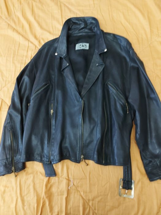 Женские куртки .