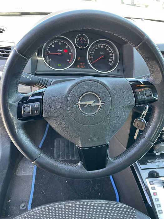 OPEL Astra 2009 — imagine 5