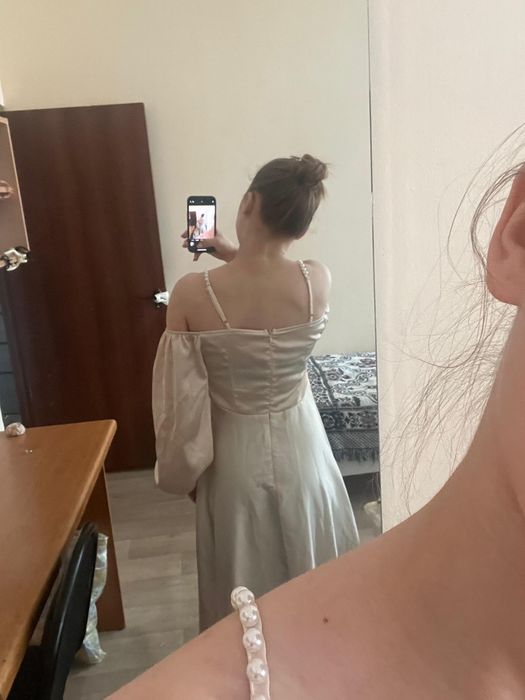 Продаю платье срочно