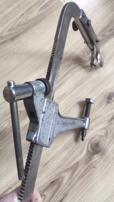 Скоба Facom U13 L за демонтаж и монтаж на клапани