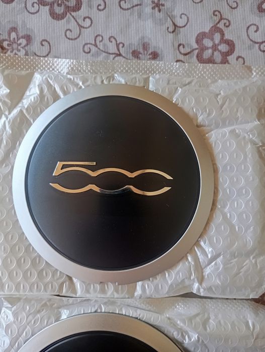 Чисто нови капачки за джанти Фиат 500