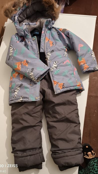 Комбенизон зима на девочку в отличном состоянии 15000