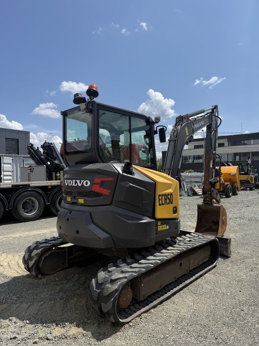 Excavator Volvo ECR50F an 2021 ore 2300 senile nefolosite service facu
