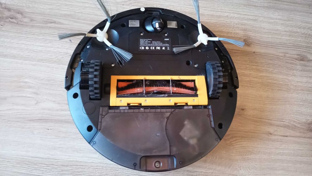 Миеща прахосмукачка робот ABIR X6