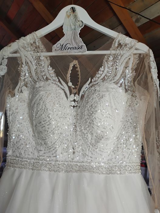 Vând Rochie de Mireasă