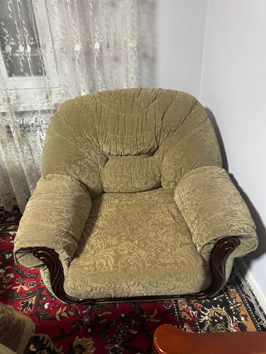 Диван чешский...