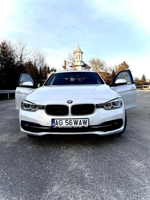 BMW Seria 3 BMW 330e F30 2016 | Full LED | Trapă   Senzori parcare | Piele | HUD |