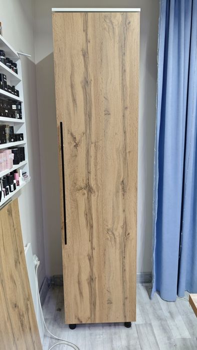 Продам шкаф в отличном состоянии.