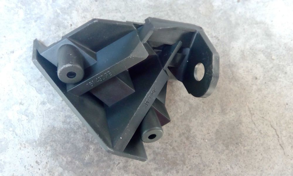 Urechi reparatie far Opel Astra H 30 lei
