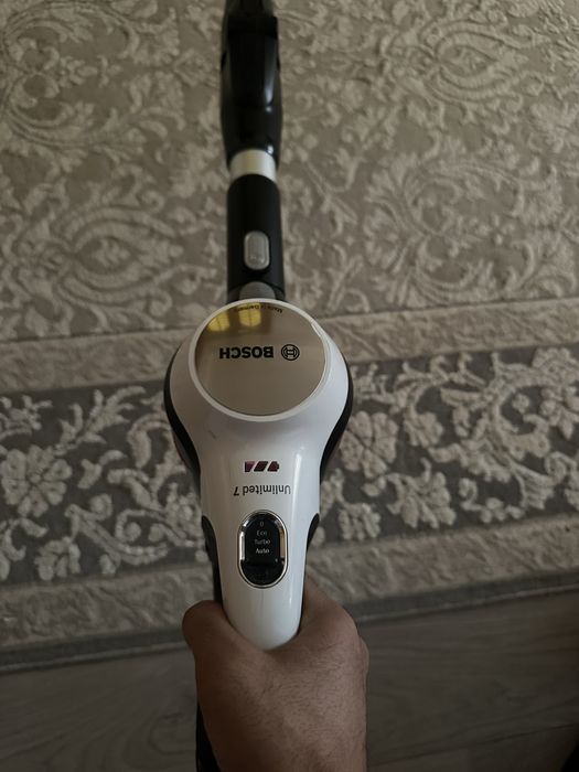 Безпроводной пылесос BOSCH UNLIMITED 7 оригинал