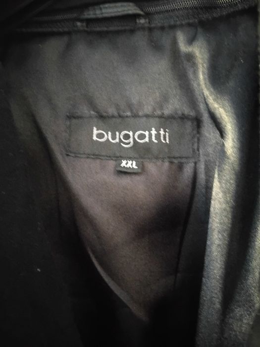 Мъжко кожено яке Bugatti