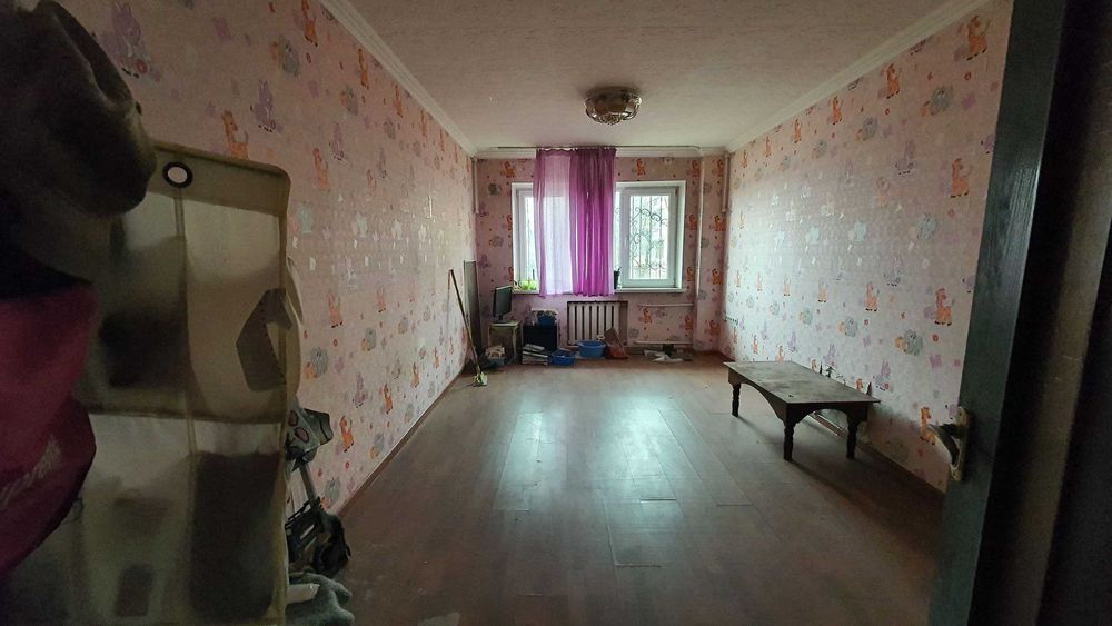 Политехника институти якинида 3 хонали 4 хона килса булади