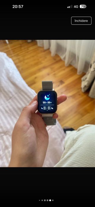 Smartwatch , one tech