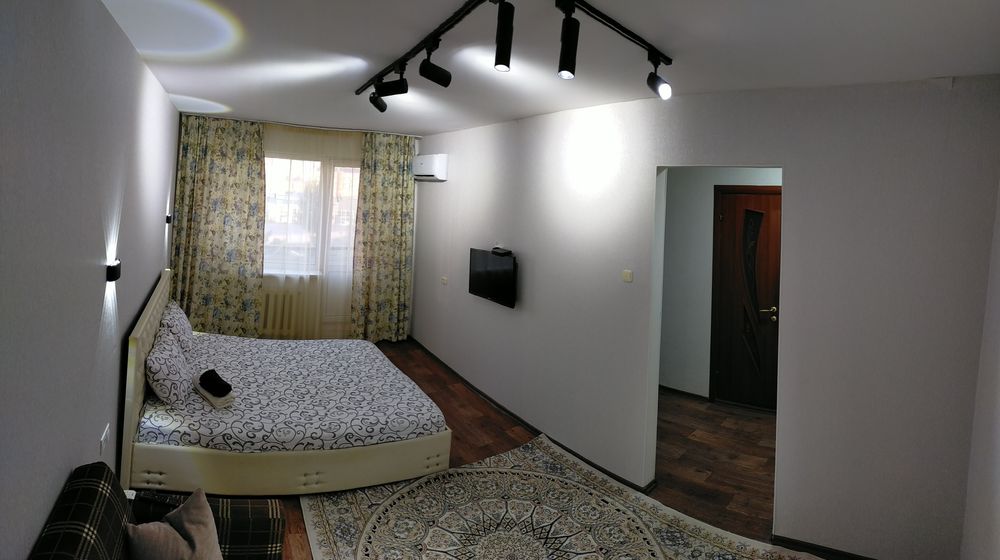 Горячая вода!По часам сдам уютную квартиру